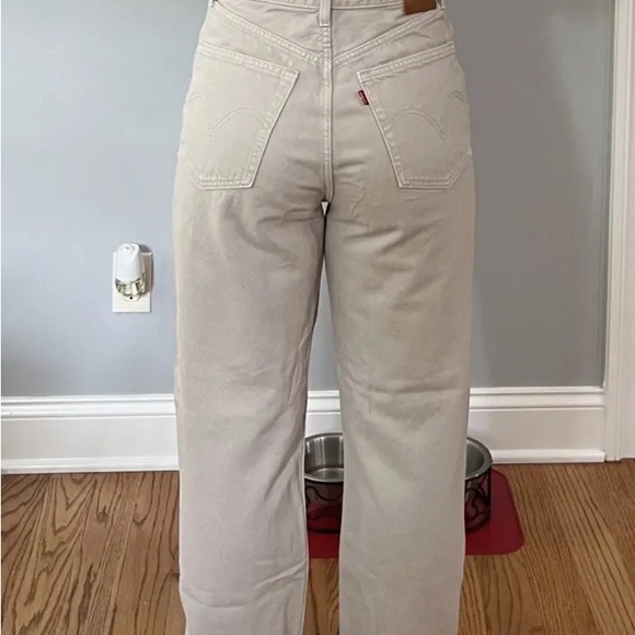 Levi’s High Loose - Picture 2 of 5